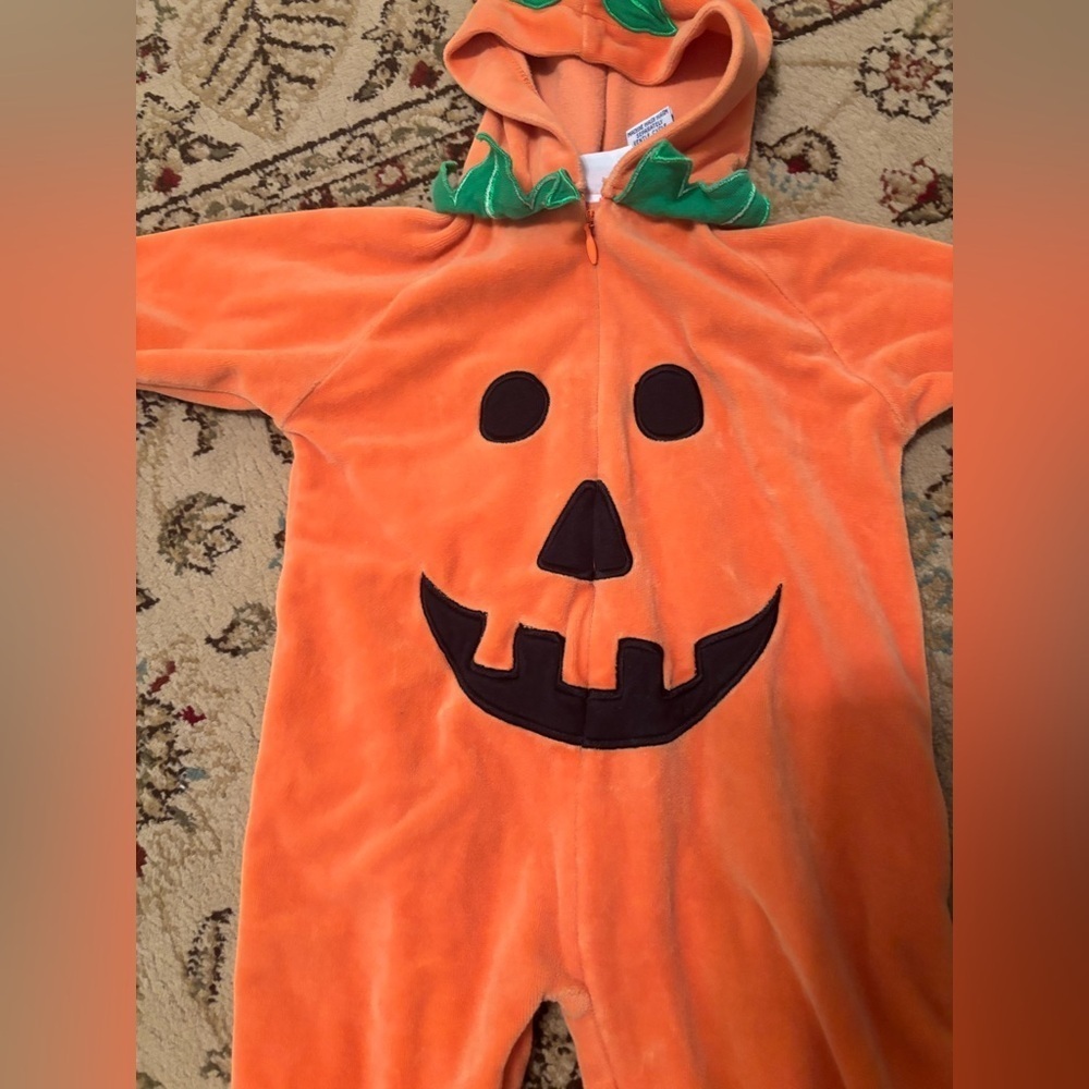 Halloween Pumpkin Costume 3-6 month - Picture 8 of 15